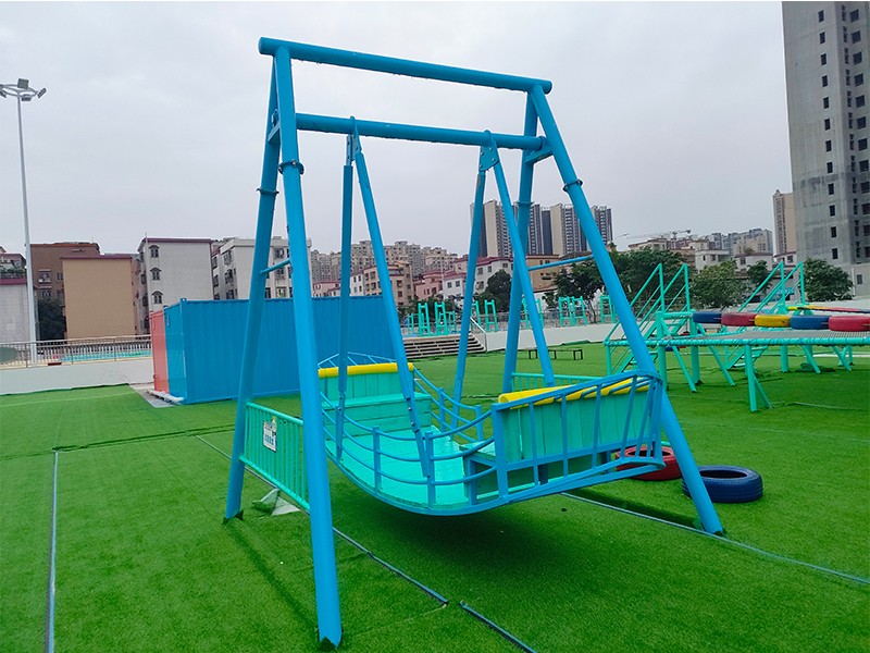 無動(dòng)力游樂設(shè)備